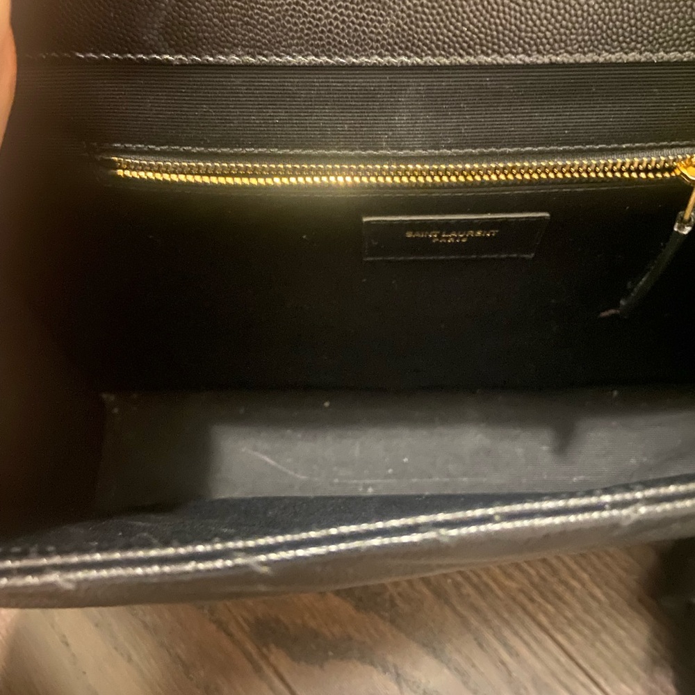 Authentic Yves Saint Laurent Black Quilted Shoulder Bag - Picture 5 of 12